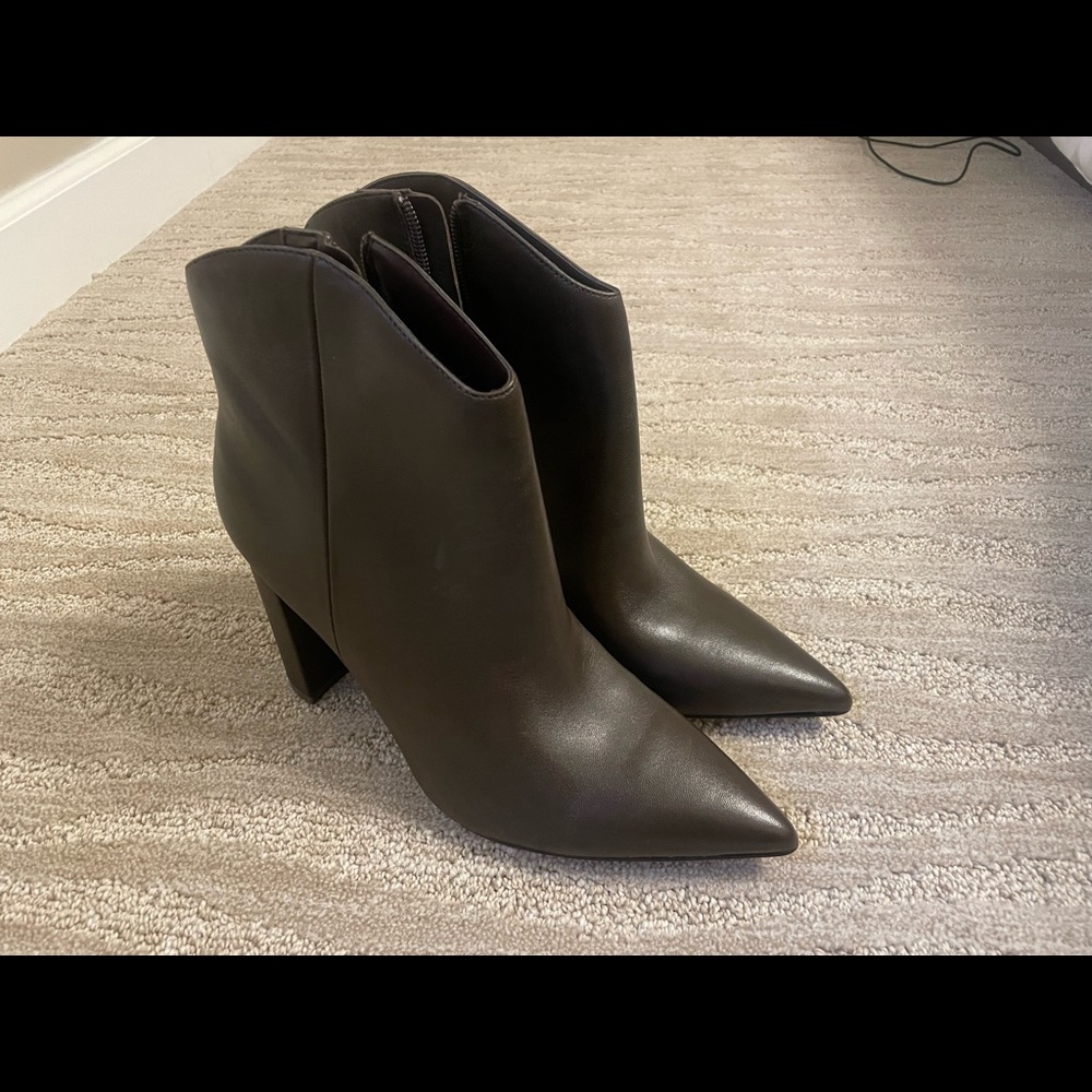 Pointy toe booties. - Picture 2 of 10